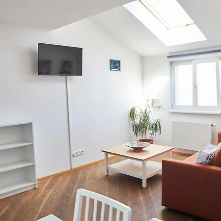 Apartment Rehorova By Pragueforyou